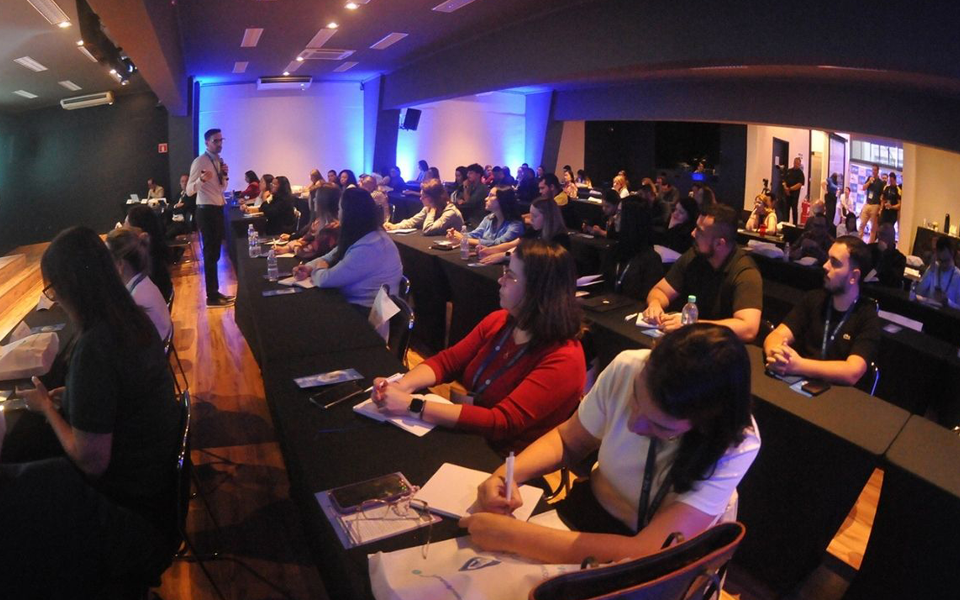 RN Summit sobre farmácia magistral estéril